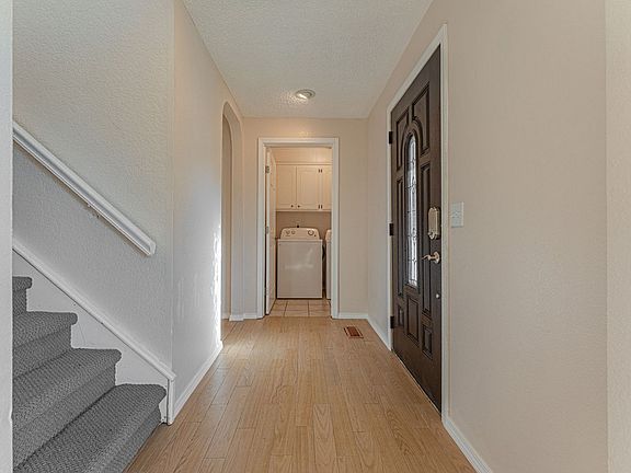 3rd image of 14813 Brent Cir