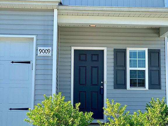 2nd image of 9009 Maidenhair Court