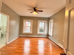 212 N 7th St, Newark, NJ 07107