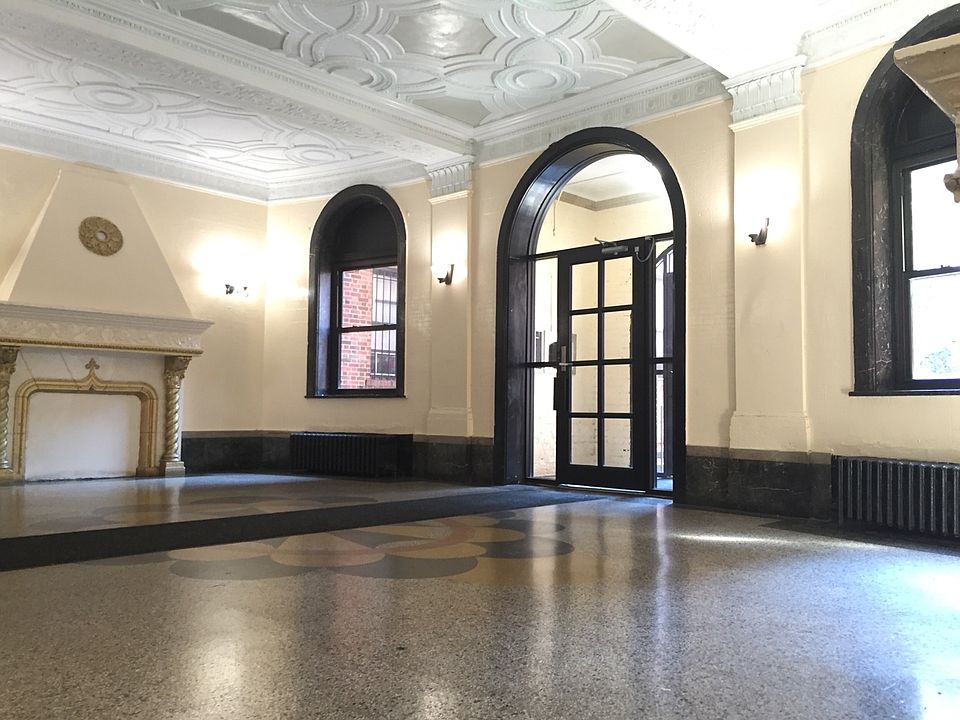 1st image of 441 Brooklyn Ave APT 3D