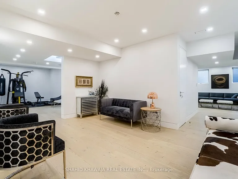560 Shenandoah Dr — Photo 38