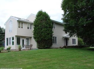 258 Ridge Rd, Fairfield, ME 04937