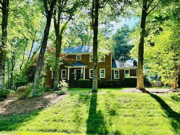 1912 Westheimer Dr, Clemmons, NC 27012