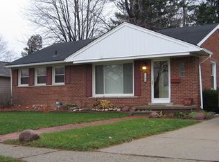 1269 Mulberry Dr, Mount Clemens, MI 48043