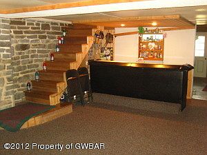 Lower Level Recreation Room