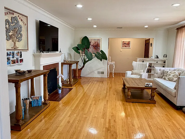1611 Larco Way — Photo 4