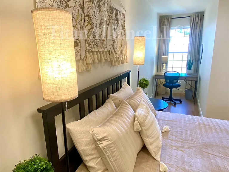 1752 Cape Brittany Way — Photo 10