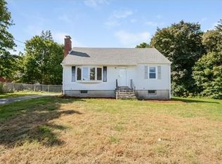 7 Upton Rd, Westborough, MA 01581