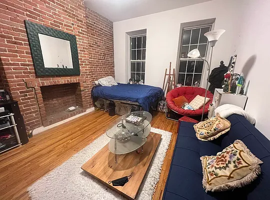 Rented by CitySites Real Estate Group | media 1