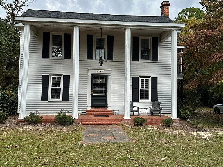 1260 Andrews Rd — Photo 4