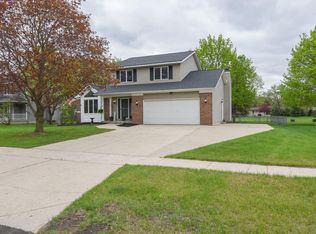 3346 Gold Dust St NE, Belmont, MI 49306