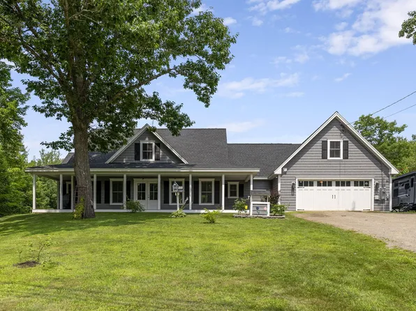 1178 China Road, Winslow, ME 04901