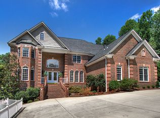 5526 Plantation Ridge Rd, Charlotte, NC 28214