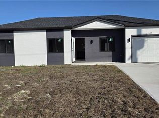 1907 E 15th St, Lehigh Acres, FL 33972