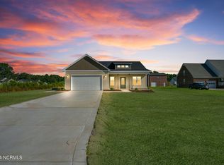 540 Broomcorn Ln, Kinston, NC 28504