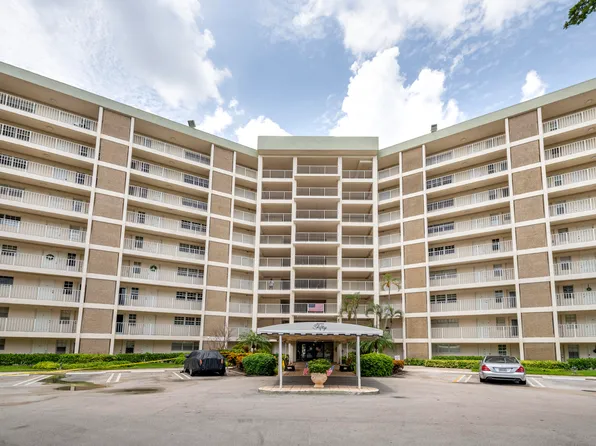 3090 N Course Drive #508, Pompano Beach, FL 33069