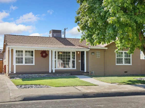 1315 S Lee Ave, Lodi, CA 95240