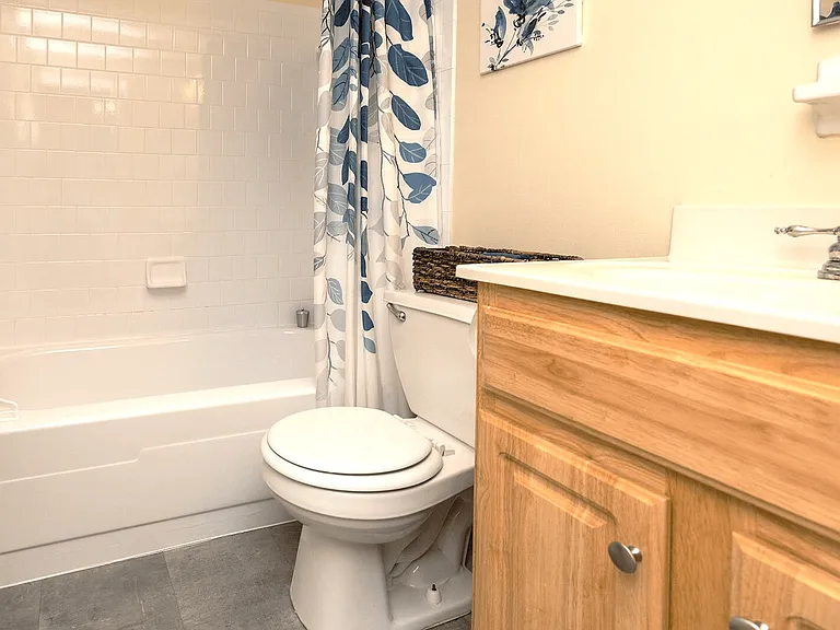 Kingston Townhomes — Photo 13