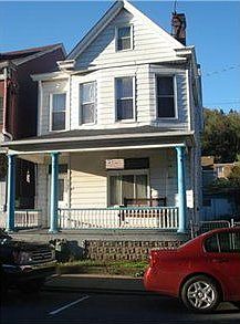 2nd image of 54 Wilson St