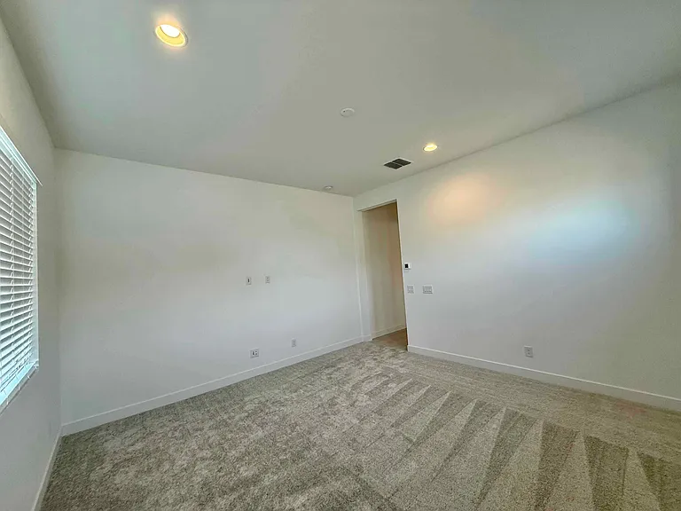 19036 E Celtic Manor Dr — Photo 5