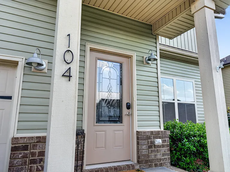 104 Woodtrace Ct — Photo 6