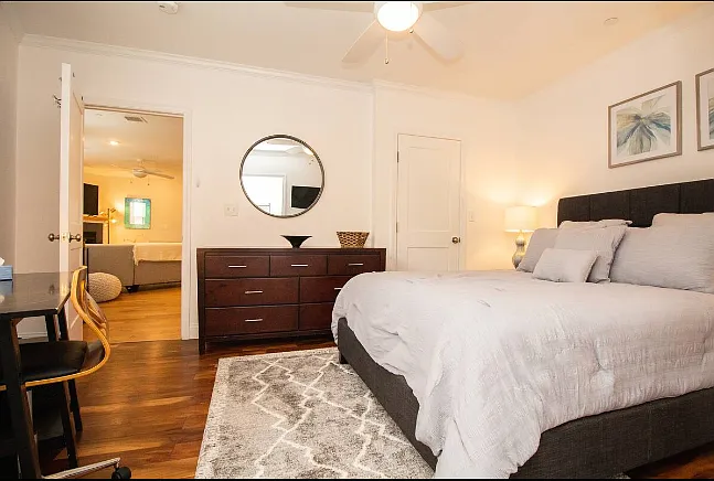 1008 Tremont St #3 — Photo 16