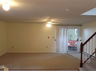 83 Goffe St, Manchester, NH 03102