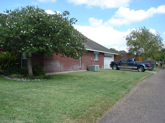 5th image of 1822 N 8th St