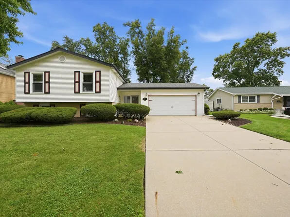 1025 Belair Dr, Darien, IL 60561