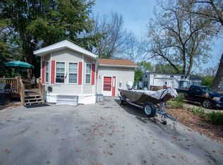 61 Fossil Ridge Ct, Wilmington, IL 60481