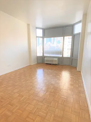 Rented by RELO REDAC INC. | media 12