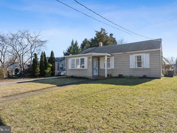 509 Woodbury Ter, Thorofare, NJ 08086