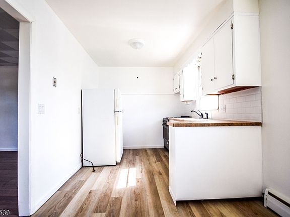 Eat in Kitchen