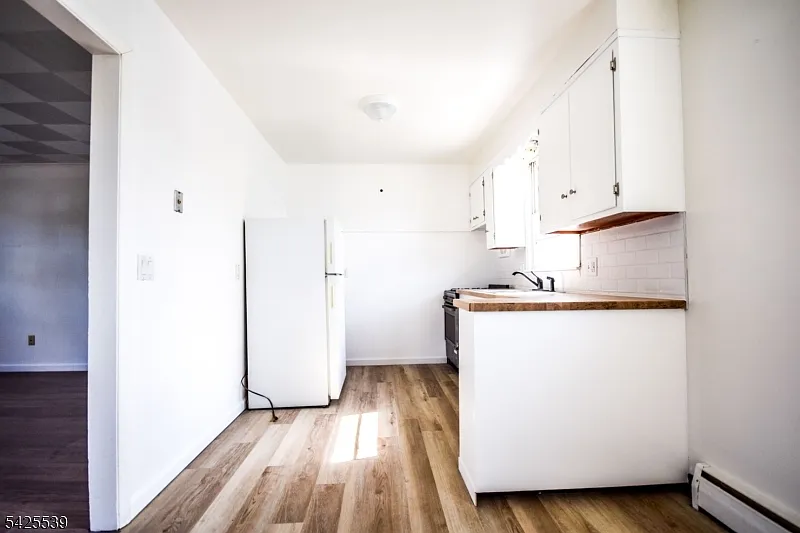Eat in Kitchen - 20 N 13th St #2