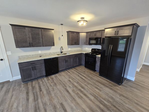 3 Chestnut Ln #1