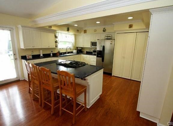 3rd image of 23530 Ladeene Ave