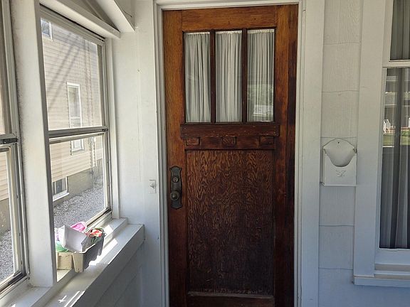 5th image of 540 Lombard St