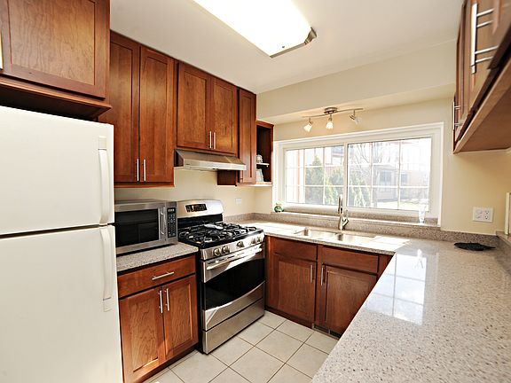 5th image of 4574 Opal Dr