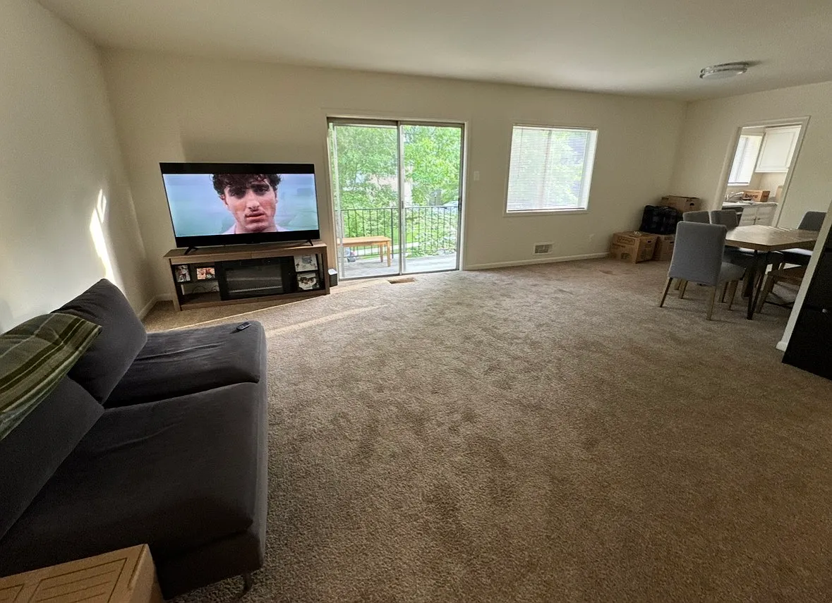 2 bed, 1216 sqft, $2,250 — Photo 2