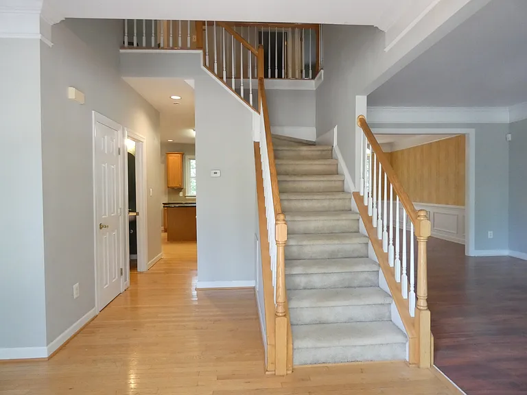1203 Fairfax Woods Dr — Photo 2