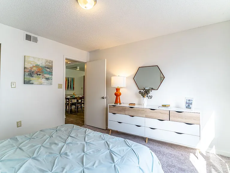 Barber Park Apartments — Photo 16