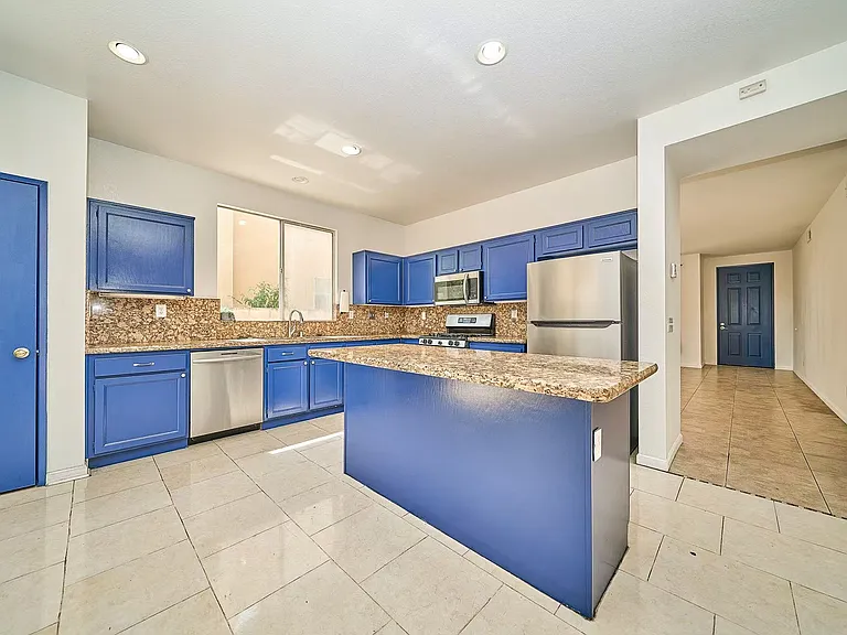 16719 Swift Fox Ave — Photo 3