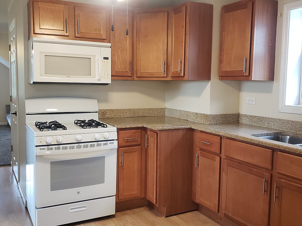 1st image of 2816 S 50th Ct