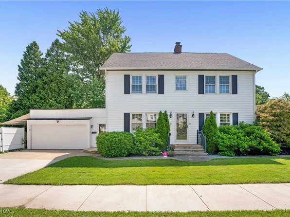 685 Ecton Rd, Akron, OH 44303