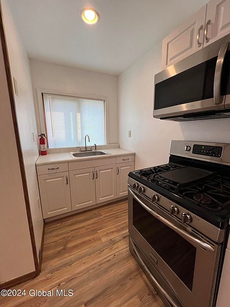 4th image of 80 Montcalm Street