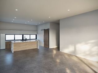 1117 W Roosevelt St #301, Phoenix, AZ 85007