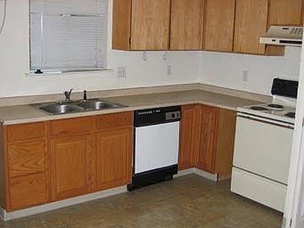 2nd image of 32 S Columbus Ave APT A