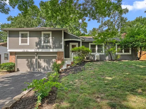 10810 Oak St, Kansas City, MO 64114