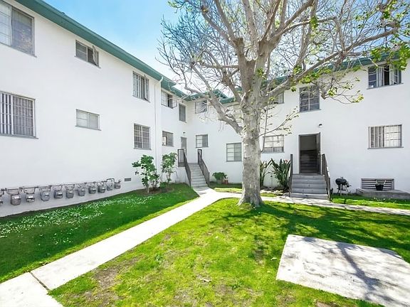 2nd image of 4195 Buckingham Rd APT A