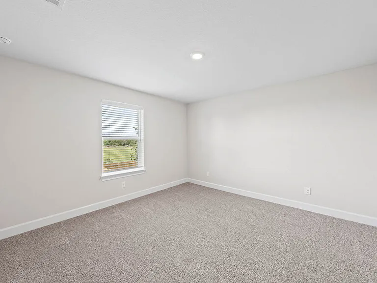 309 Magnolia Blvd — Photo 10